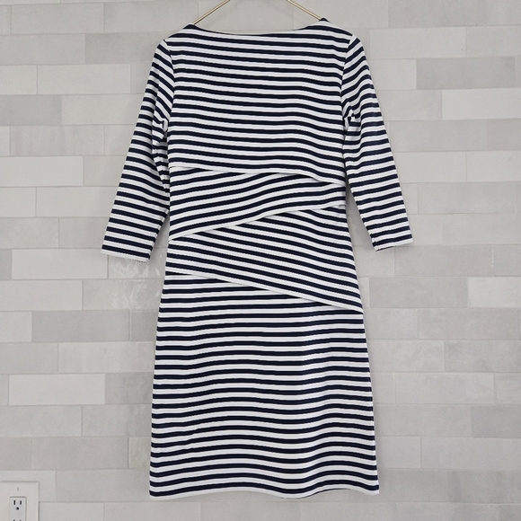 J. McLaughlin Nicola Tiered Layered Wrap Dress 3/4 Sleeve Knee Length Mini Small - Picture 9 of 9